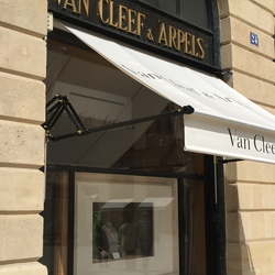 VAN CLEEF & ARPELS