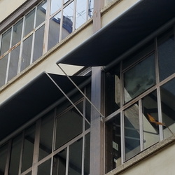 STORES À L'ITALIENNE 